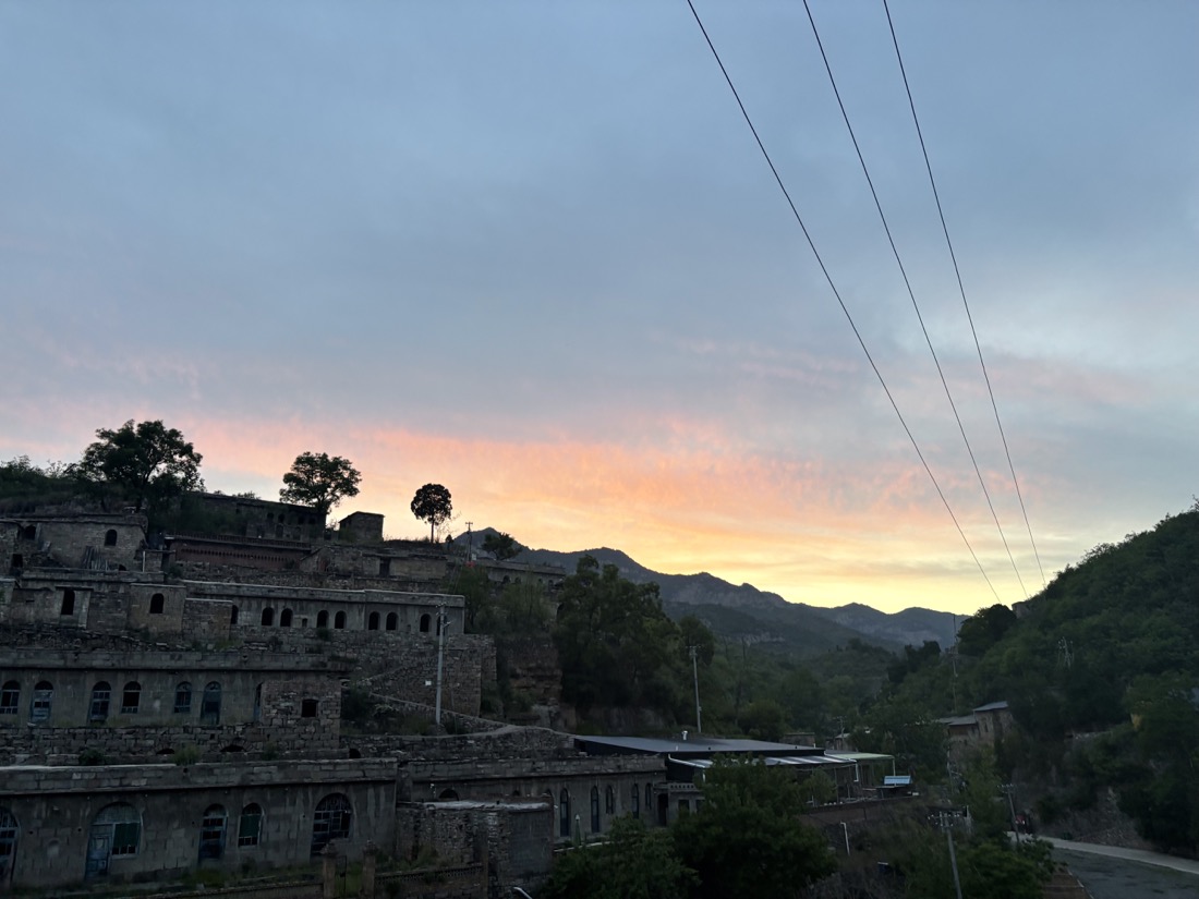 大前村太行山夕阳